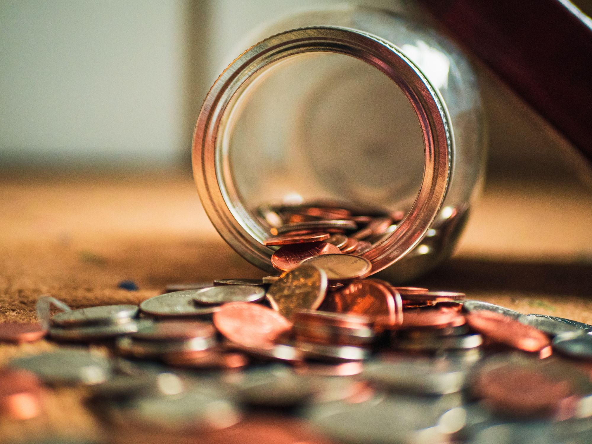 How to Calculate Monthly Recurring Revenue (MRR)